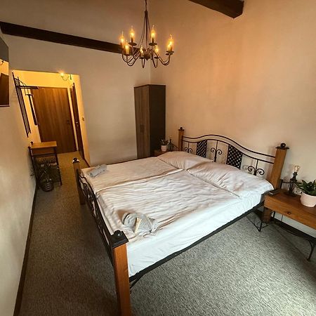 Hotel Plzensky Dvur Frýdek-Místek Εξωτερικό φωτογραφία