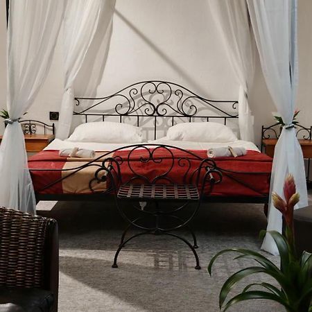 Hotel Plzensky Dvur Frýdek-Místek Εξωτερικό φωτογραφία