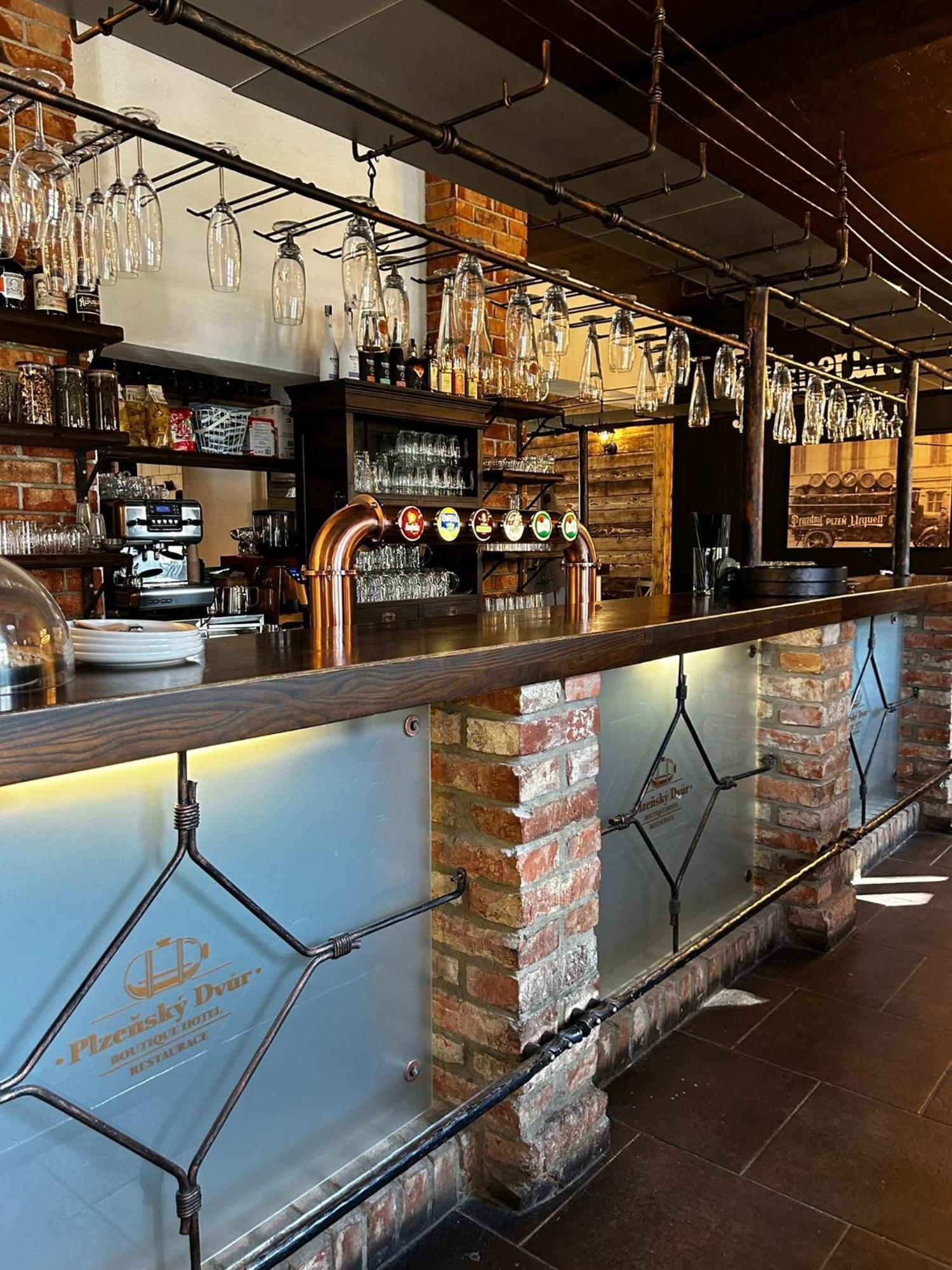 Hotel Plzensky Dvur Frýdek-Místek Εξωτερικό φωτογραφία