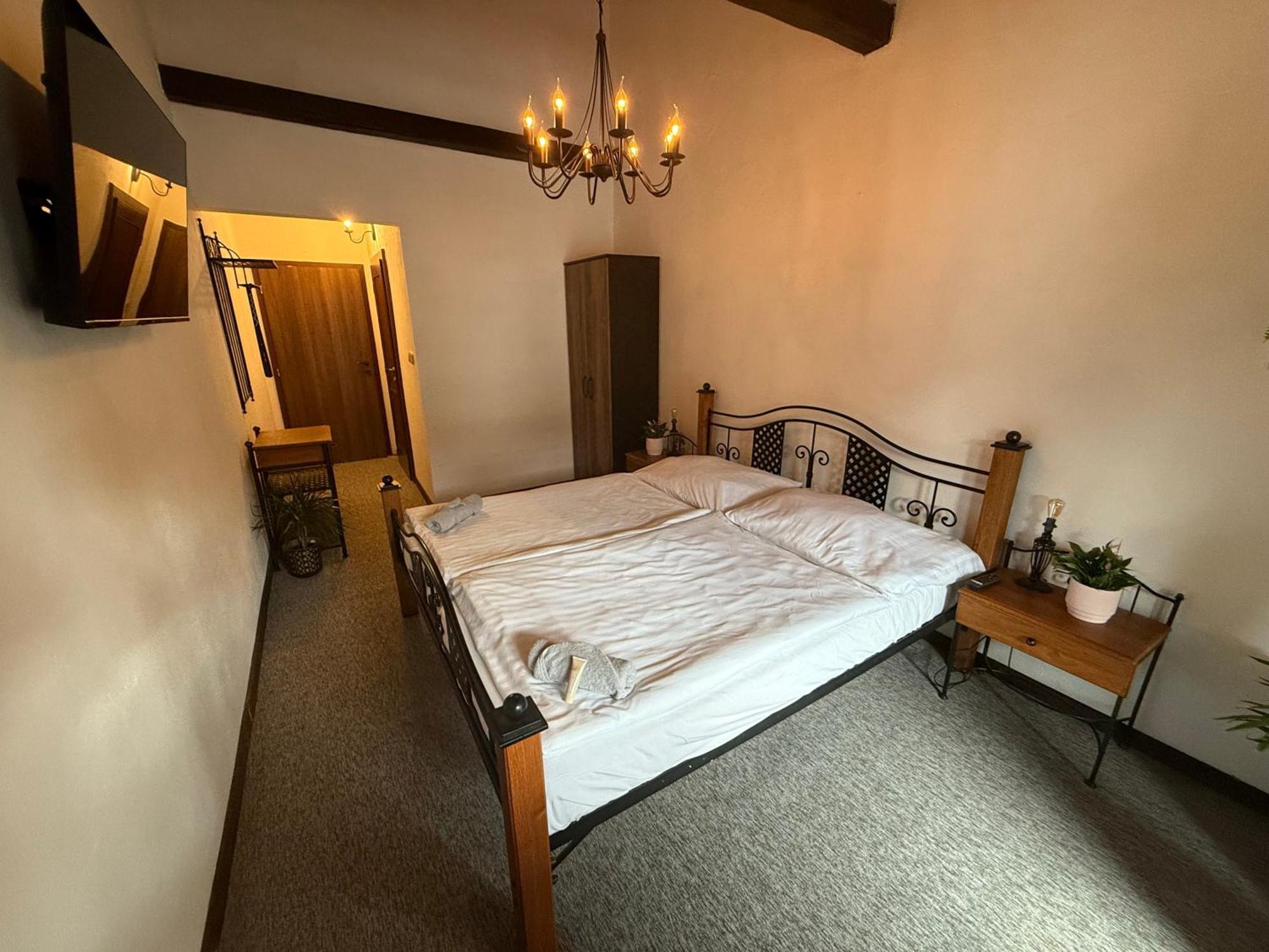 Hotel Plzensky Dvur Frýdek-Místek Εξωτερικό φωτογραφία