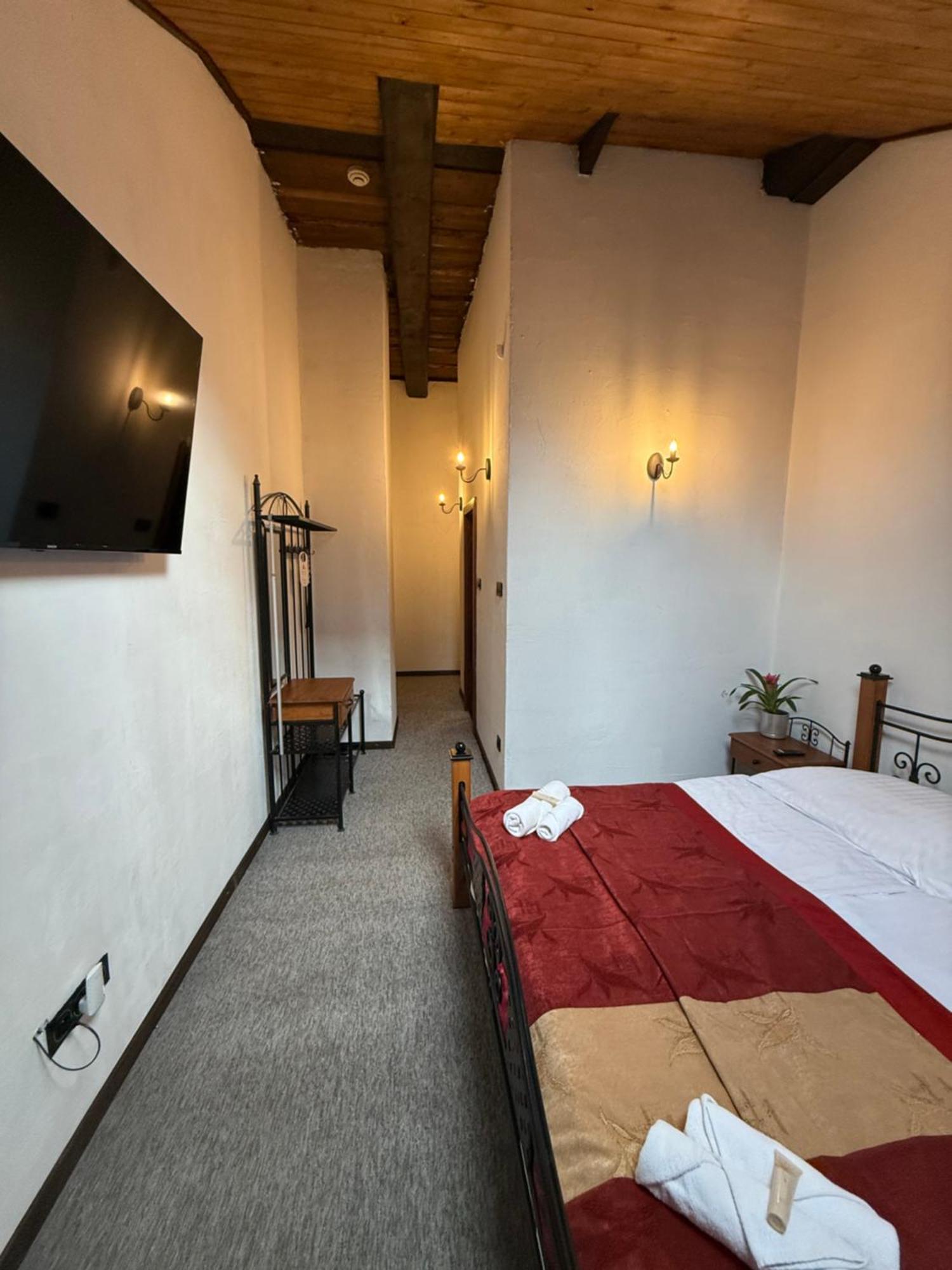 Hotel Plzensky Dvur Frýdek-Místek Εξωτερικό φωτογραφία